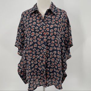 Listicle Woman’s Print Blouse